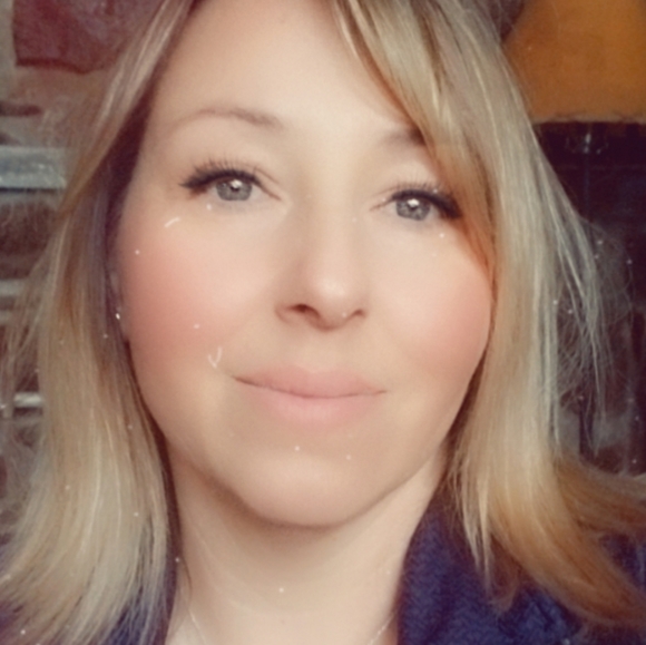 Meet your Posher, Bonnie - Picture 1 of 1